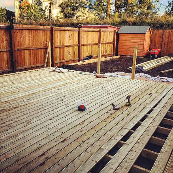 Fencing and Decks Services